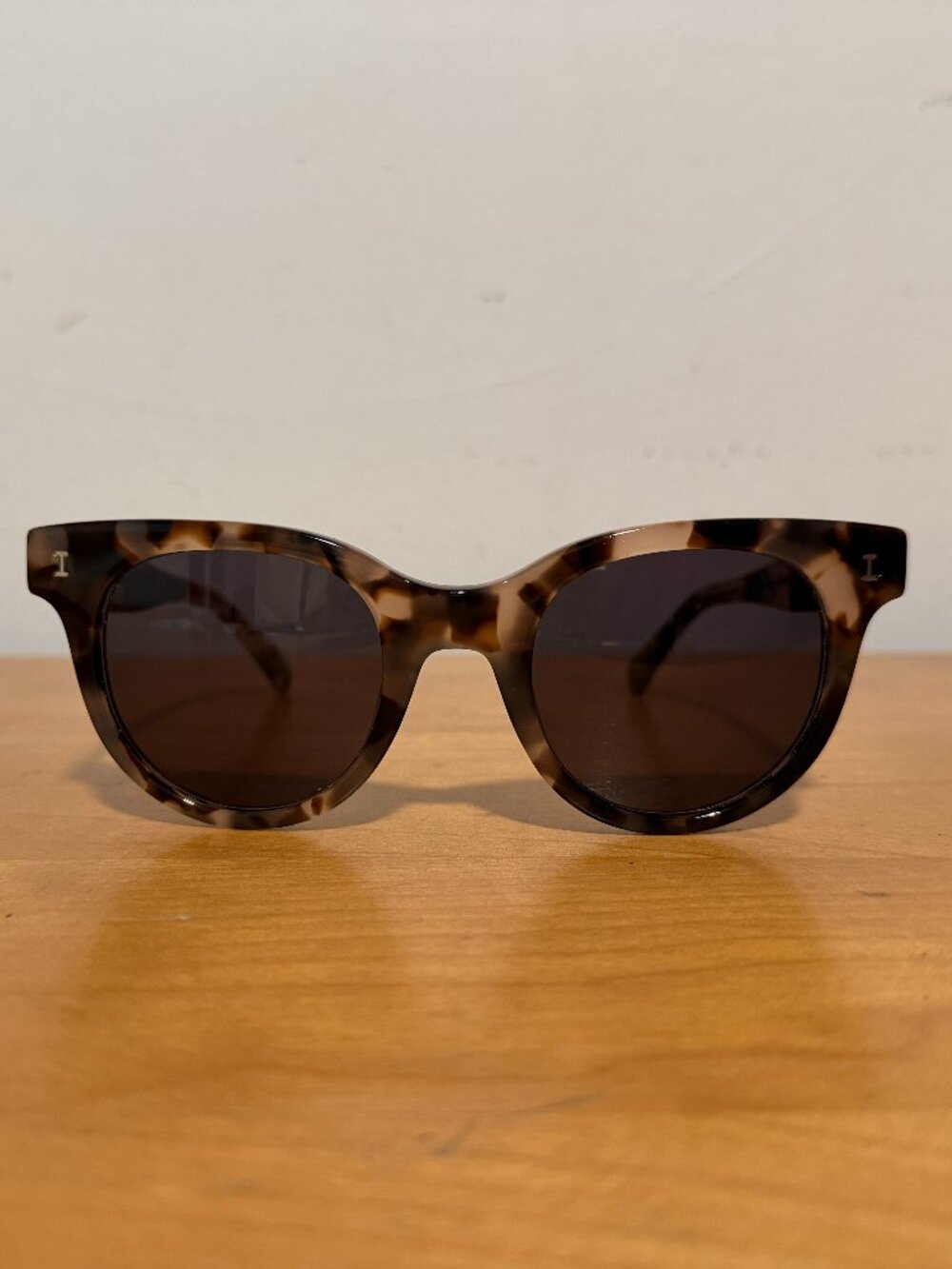 Illesteva Sicilia Tortoise Sunglasses C.11 – Handmade in Italy + Case